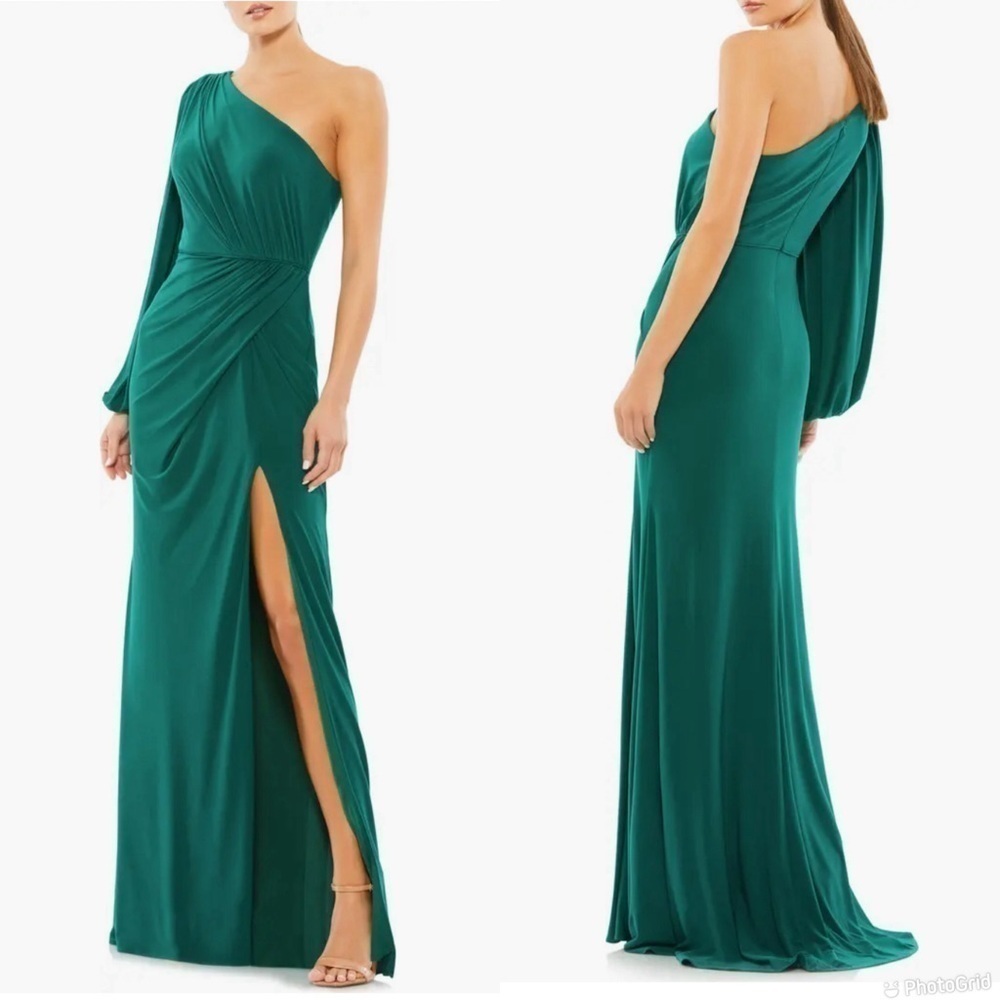 Mac Duggal One-Shoulder Long Sleeve Ruched Jersey Gown